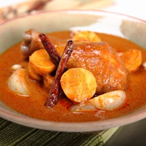 image presents Masaman Curry Chicken Recipe